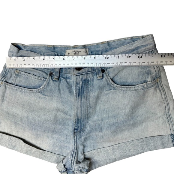 Abercrombie & Fitch Distressed Jean Shorts Size 26 - Picture 7 of 9